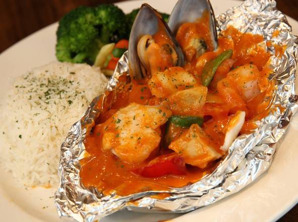 Baked Red Curry Seafood on Rice 紅咖哩焗海鮮飯